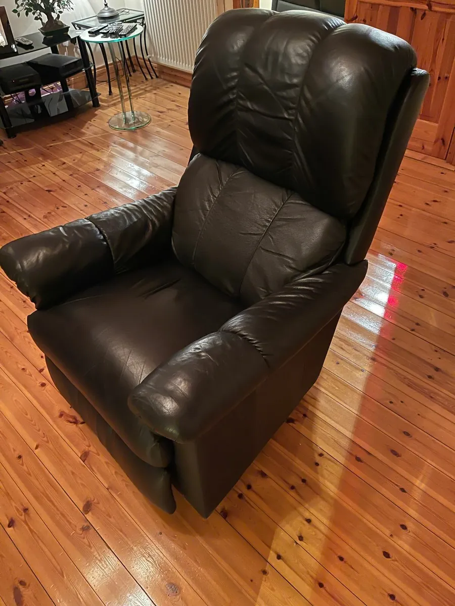 Aspen Wall Recliner - Image 3