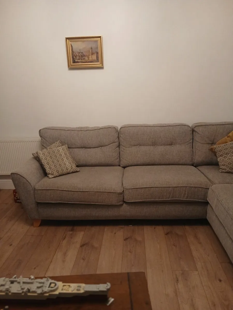Sofa - Image 3