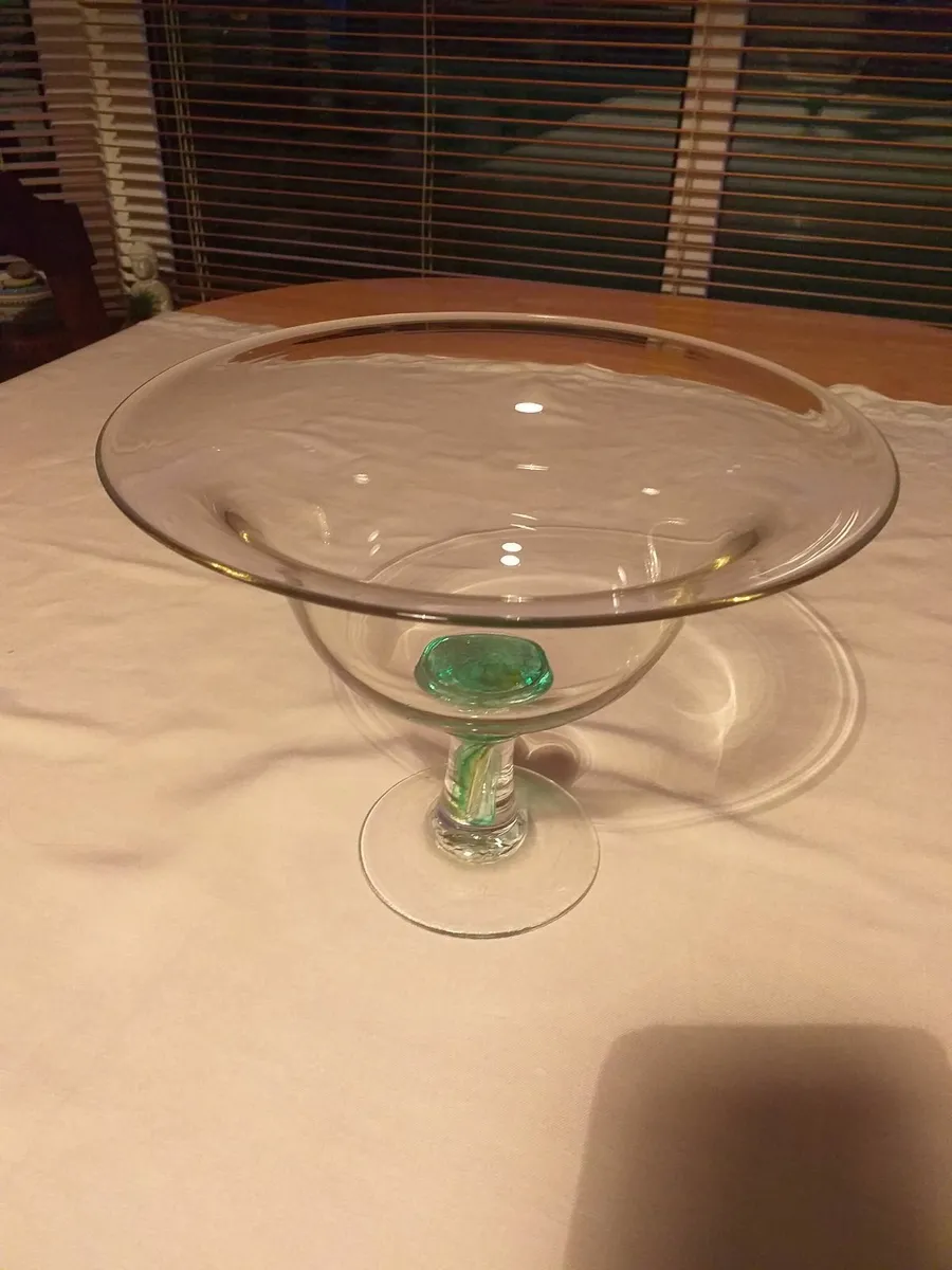 Jerpoint Glass Studio footed bowl - Image 3