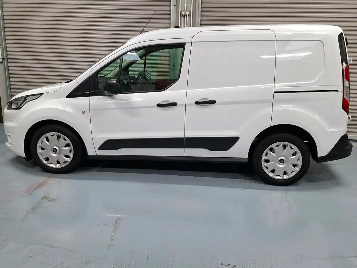 2020 Ford Transit Connect Van Taxed and Tested - Image 3