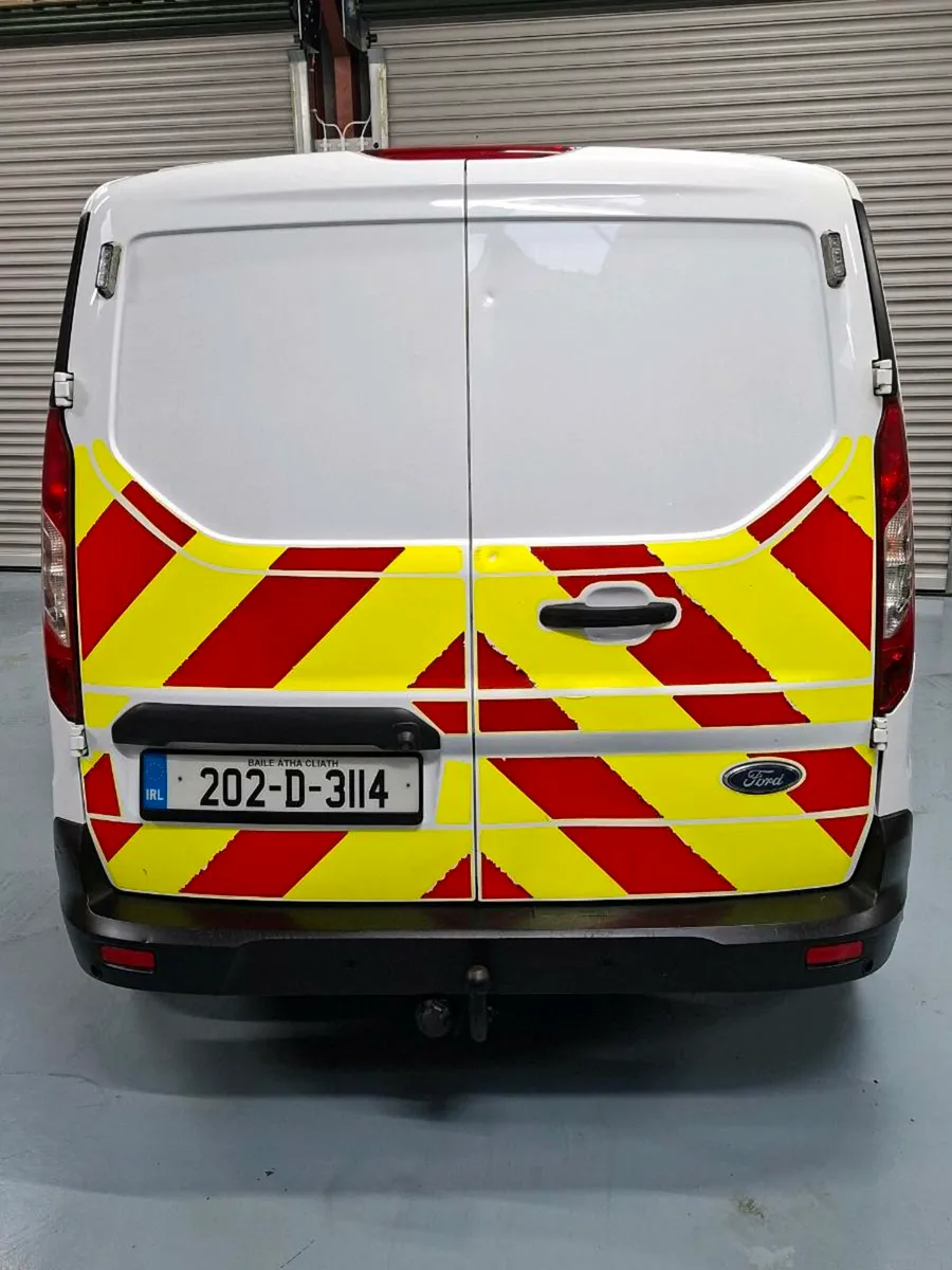 2020 Ford Transit Connect Van Taxed and Tested - Image 4
