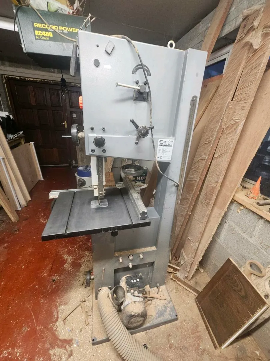 SIP 16INCH bandsaw and dust extractor - Image 2