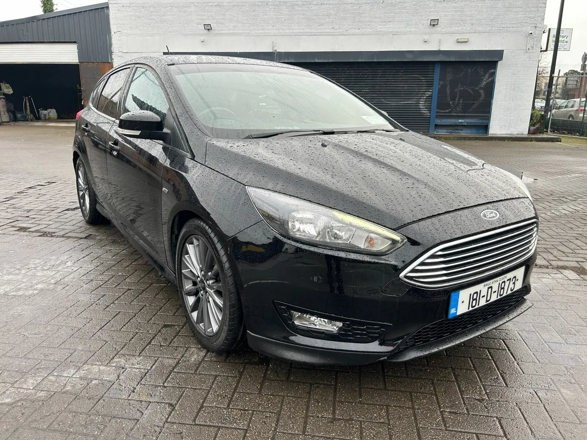Ford Focus 2018 ST LINE 1.5L - Image 4