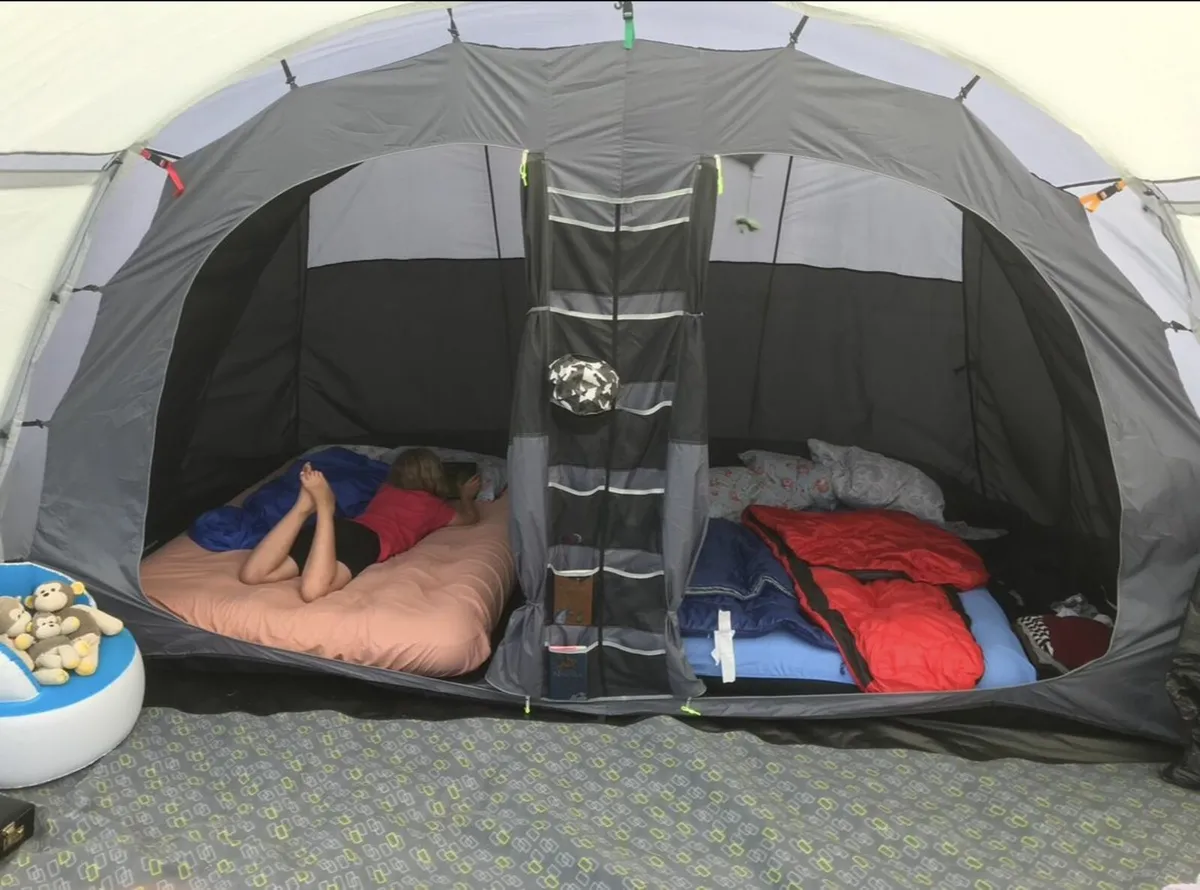 Kampa Hayling 6 Family Tent - Poled - Image 2