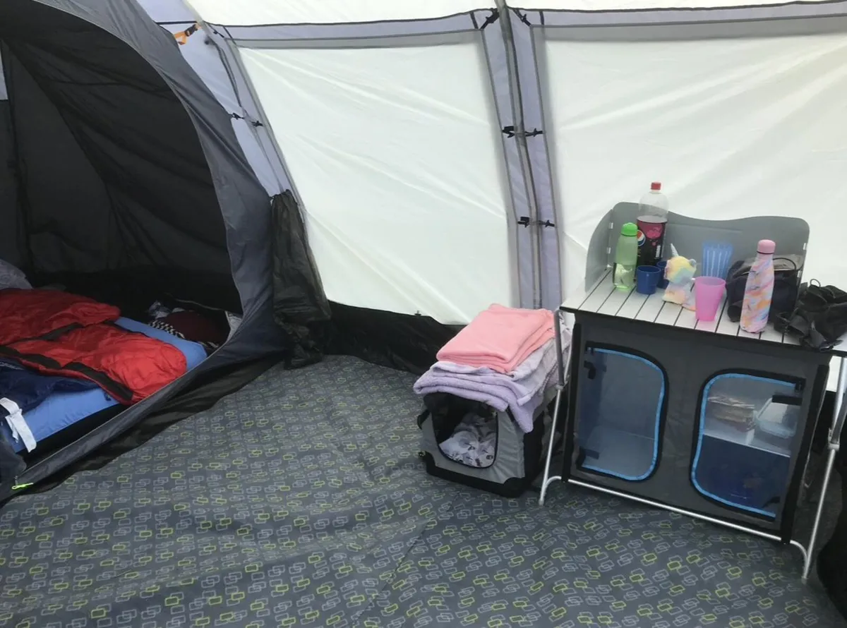 Kampa Hayling 6 Family Tent - Poled - Image 3