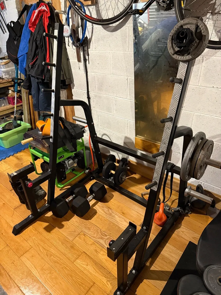 Squat rack and bench press - Image 2