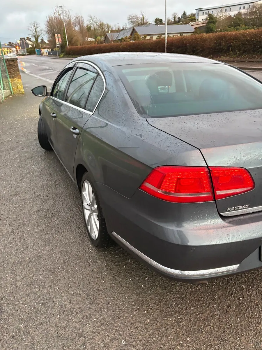 Volkswagen Passat 2013 highline - Image 2