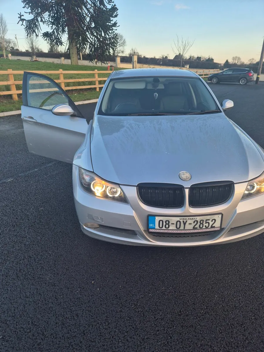 BMW 3-Series 2008 - Image 1