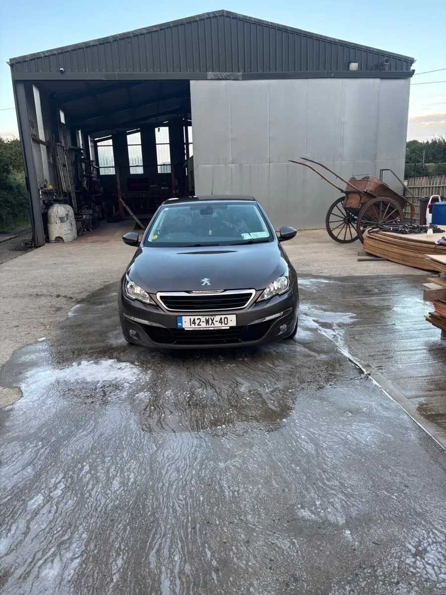 Peugeot 308 - Image 2