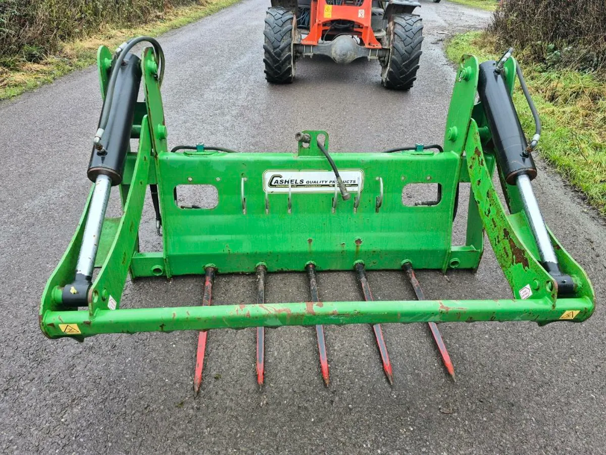 Bale shear - Image 1