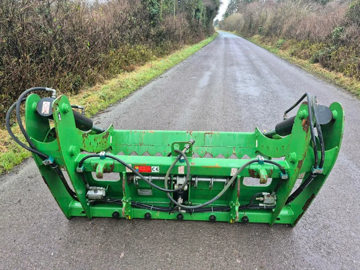 Bale shear - Image 2