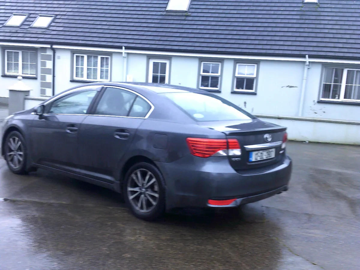 Toyota Avensis 2012 - Image 4
