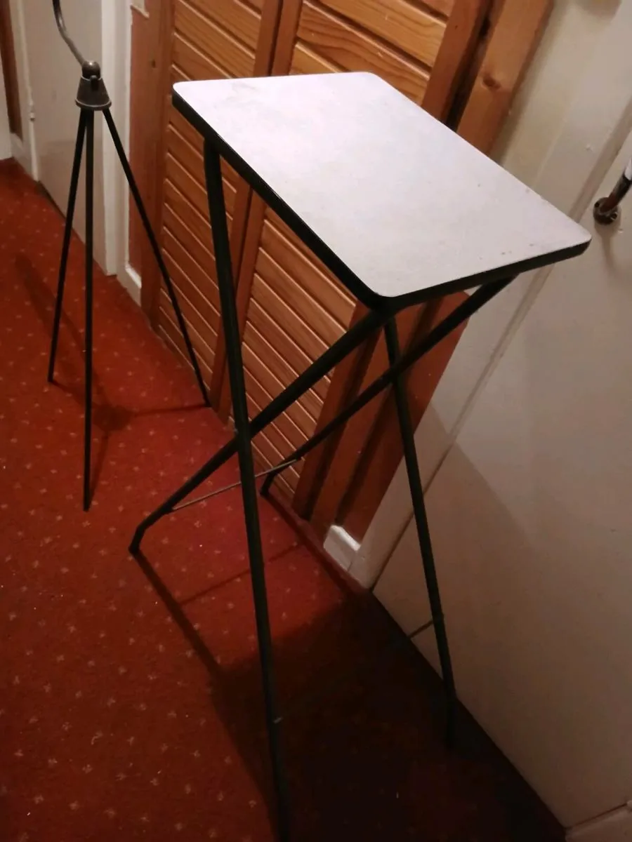 Vintage tripod stand & folding projector stand - Image 2