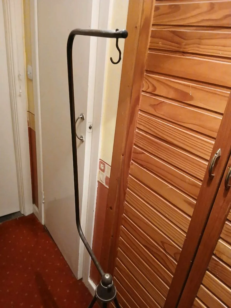 Vintage tripod stand & folding projector stand - Image 4