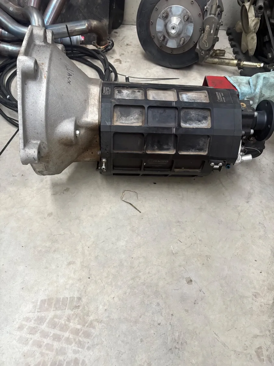 Ford Escort 1976 - Image 2