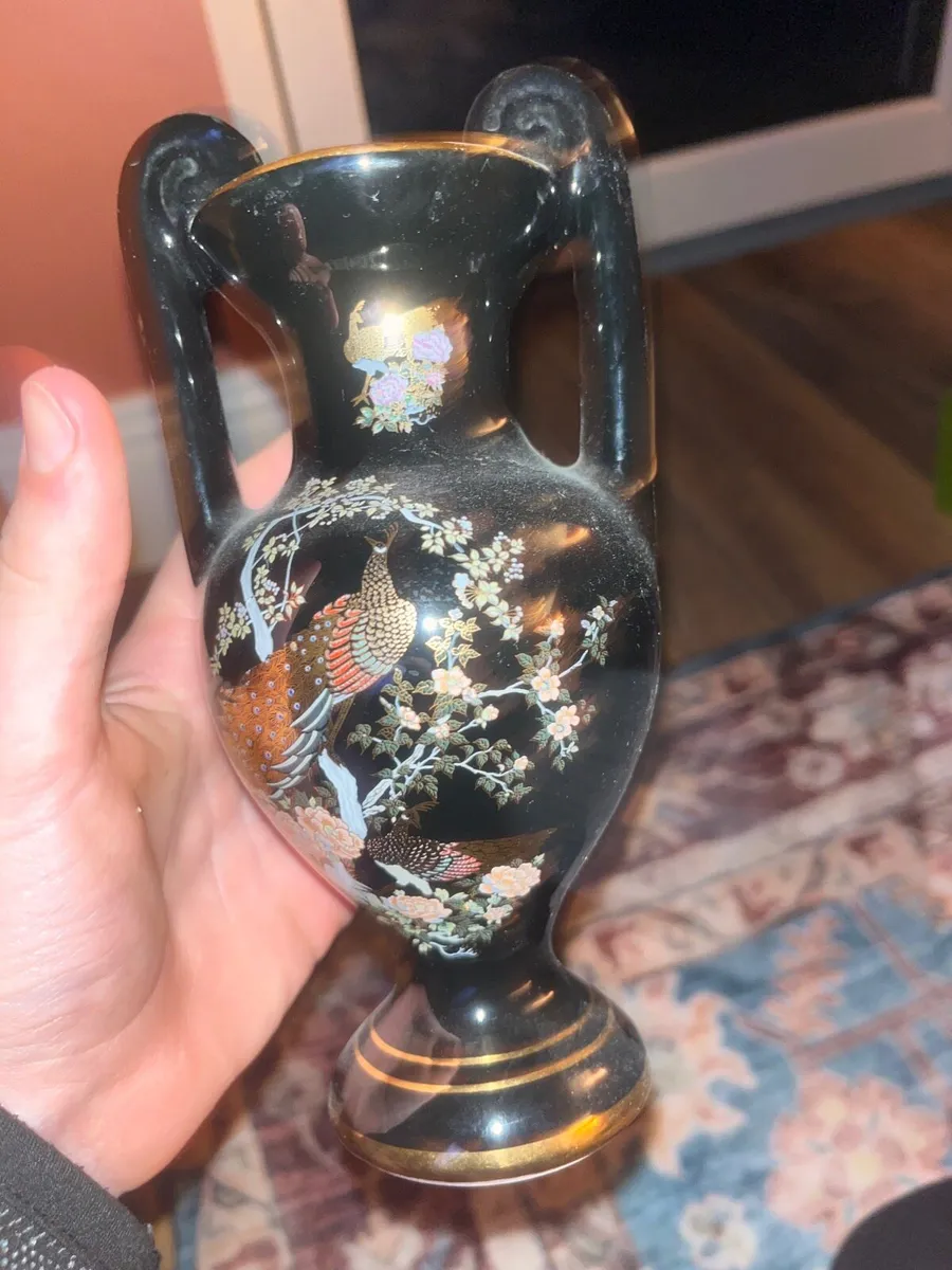 Antique vase - Image 3