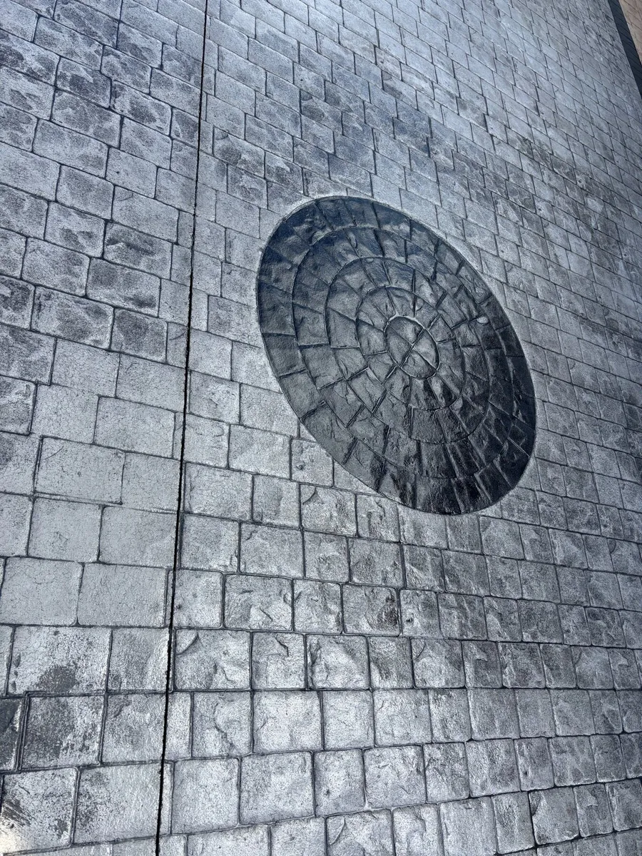 Imprinted concrete/concrete works - Image 1