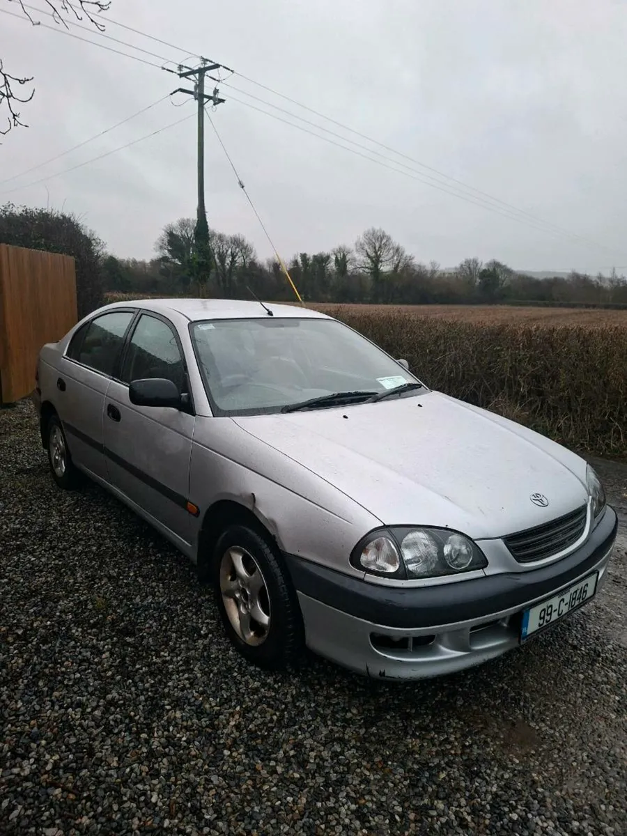 TOYOTA AVENSIS 1999 NCT 10/26 TAX 4/26 - Image 2