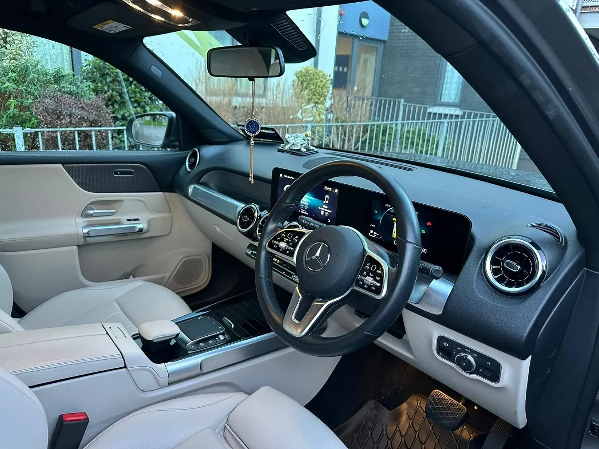 Mercedes-Benz GLB 2023 - Image 4