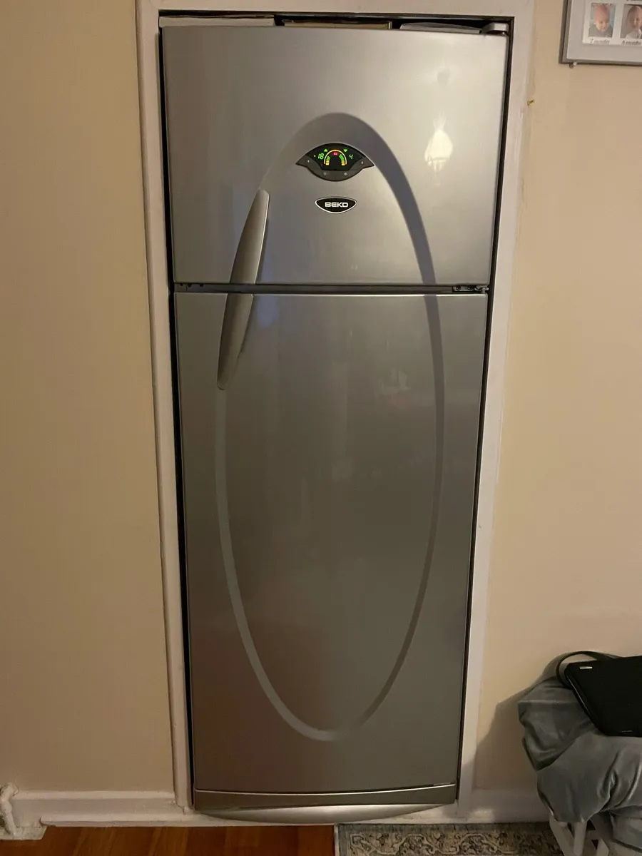 Beko Fridge Freezer - Image 2