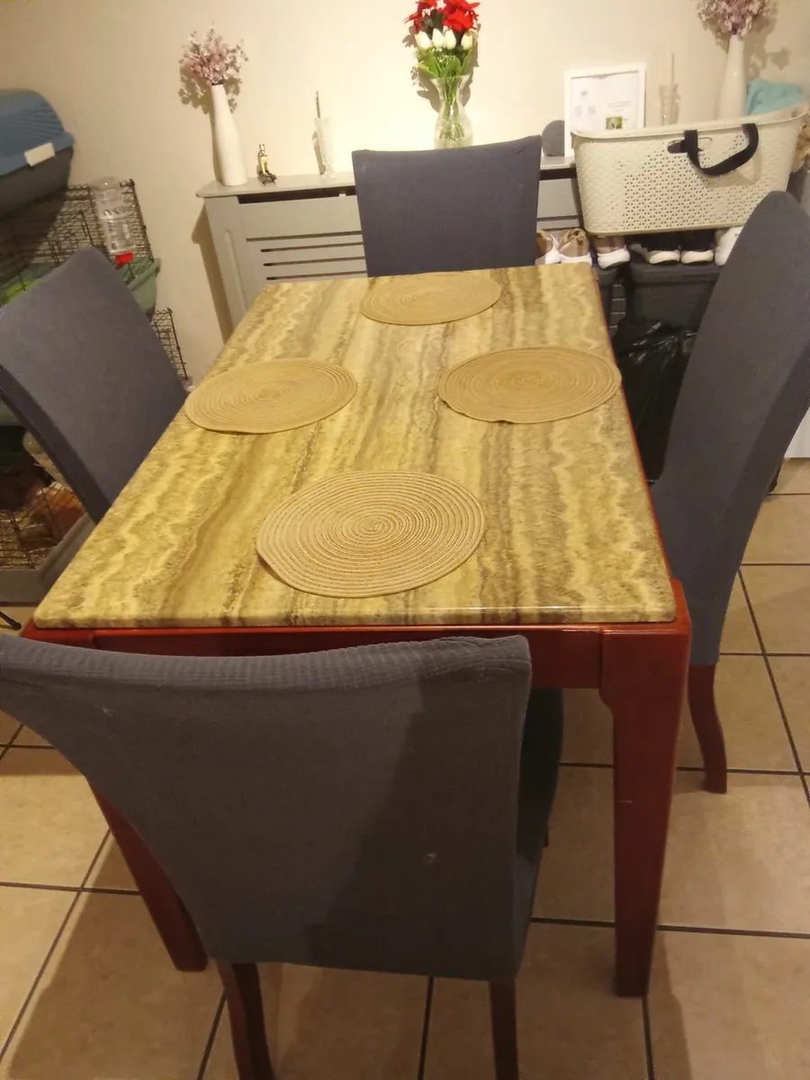 Dining table - Image 2