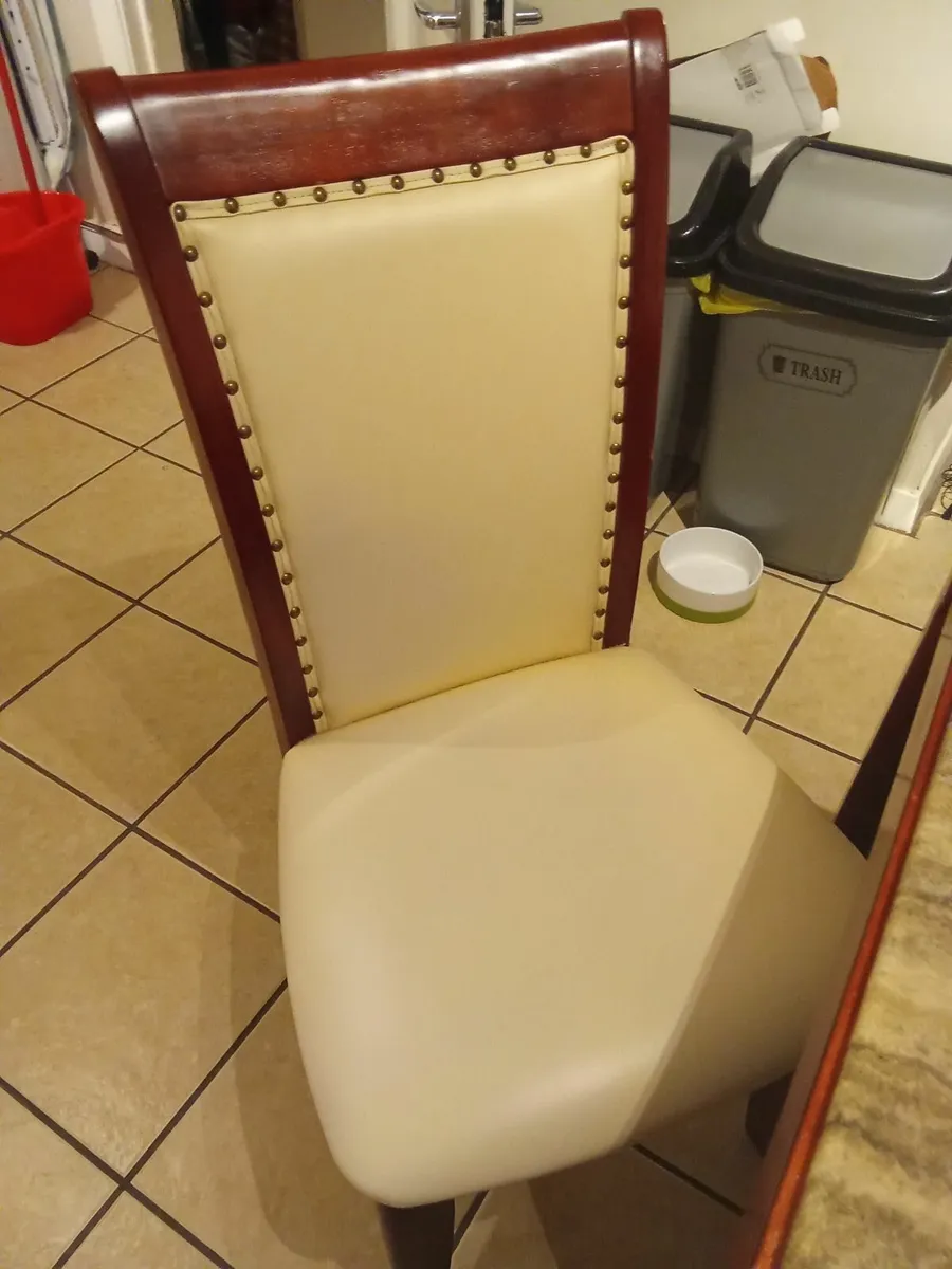 Dining table - Image 3