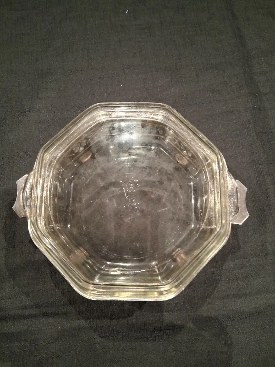 Vintage Pyrex Dish With EPNS Base - Image 2