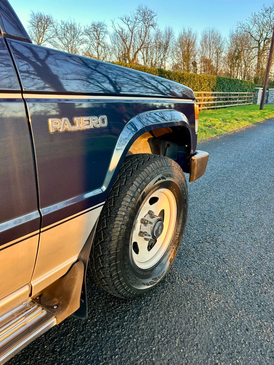 Stunning original Mitsubishi Pajero SWB - Image 3
