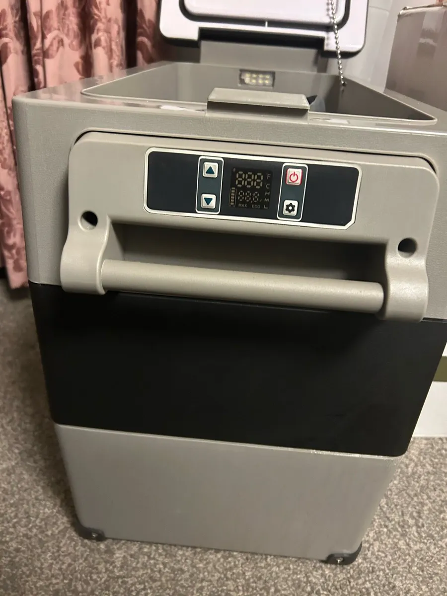 Auto Fridge - Image 1