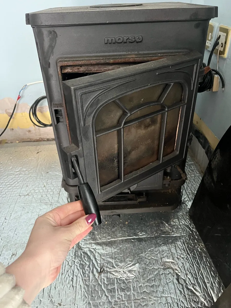 Stove - Image 2