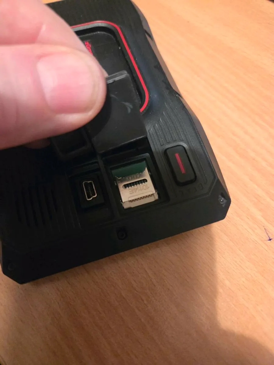 Garmin 5.5 " all terrain motorbike navigator - Image 4