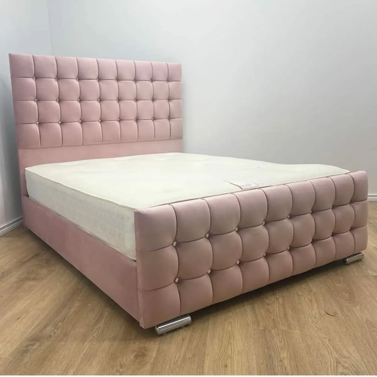 Luxury King-size Beds With Metress - Image 3