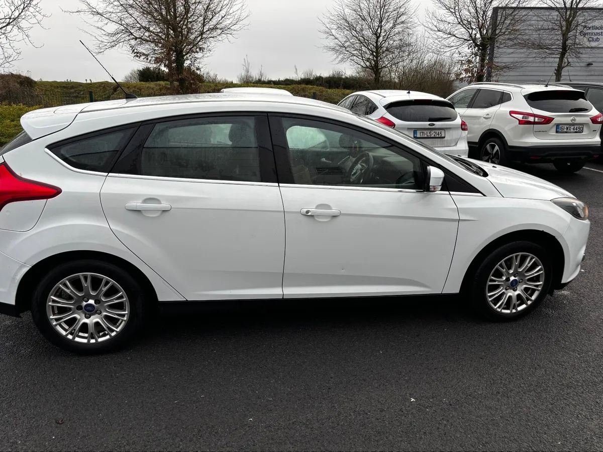 Ford Focus 2012 titanium - Image 1