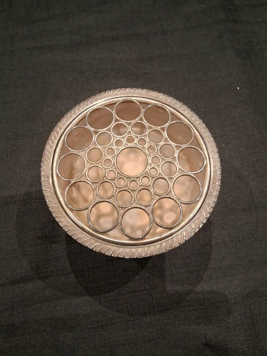 Small Viners Silver Plated Rose Bowl With Handles - Image 2