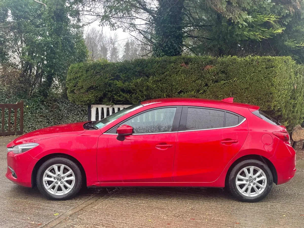 * Mazda 3 .. ‘2017 .. 1.6 Dsl .. Immaculate * - Image 3