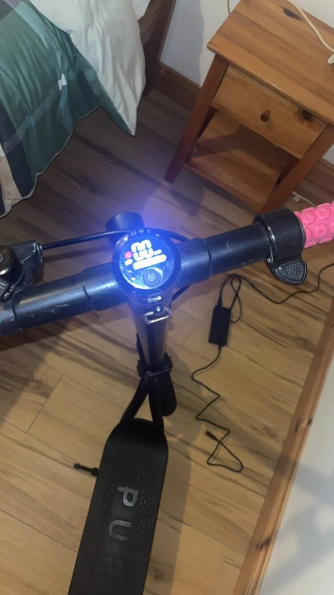 Electric scooter - Image 3