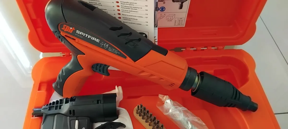 Spit P370 Steel Nail Gun - Image 3