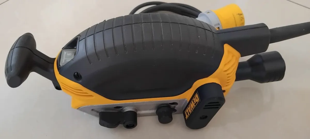 Dewalt D26480-LX Belt Sander 110v - Image 4