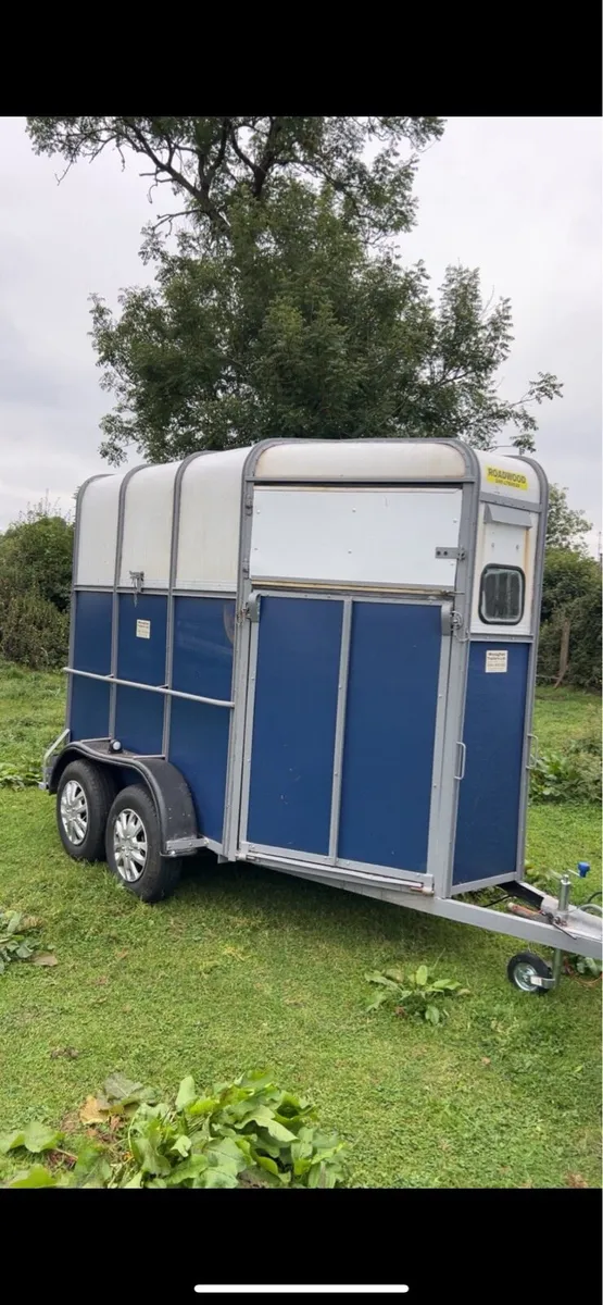 Monaghan horse box - Image 2