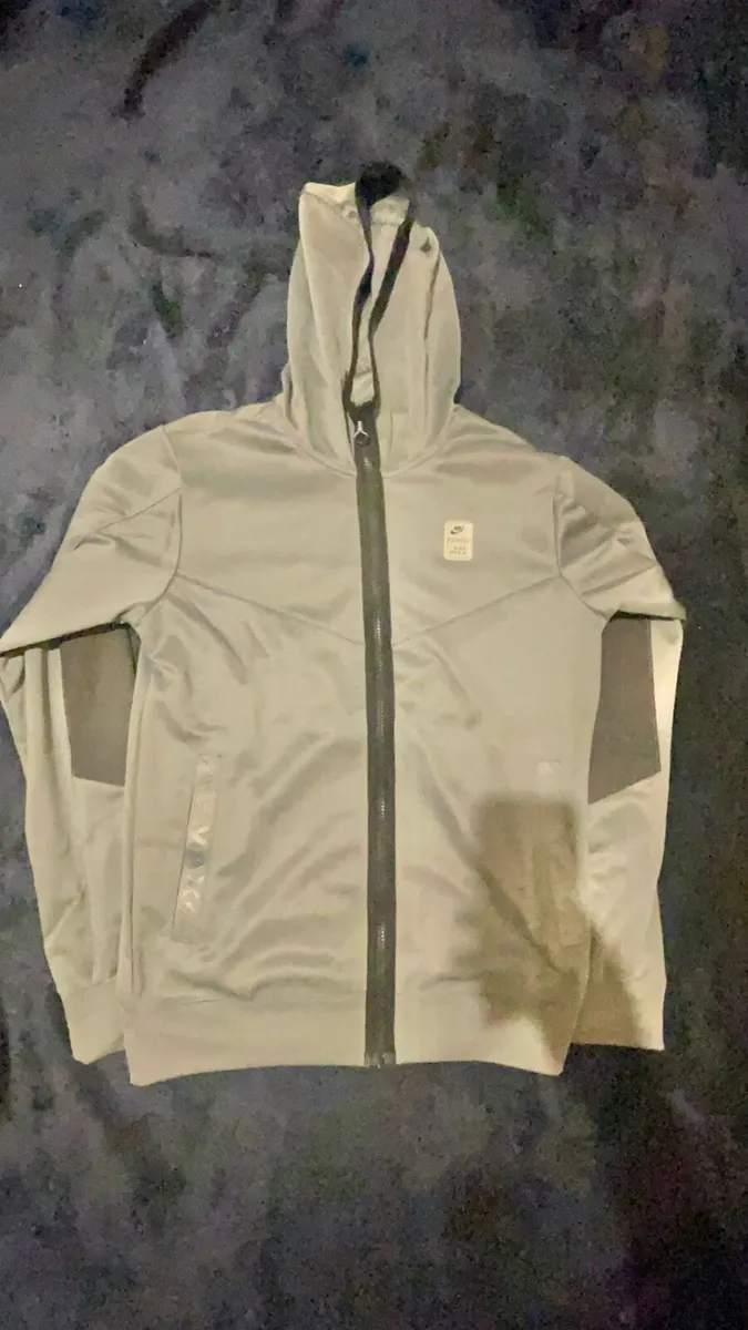 Nike air max half zip - Image 1