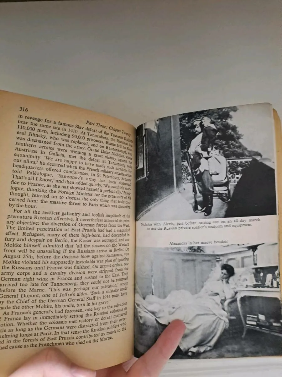 Nicholas and Alexandra 1971 - Image 3