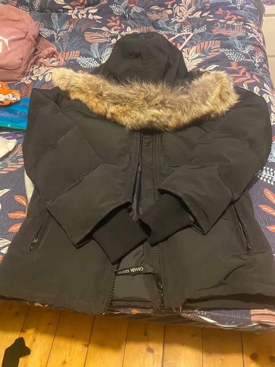 Canada Goose Jacket - Image 3
