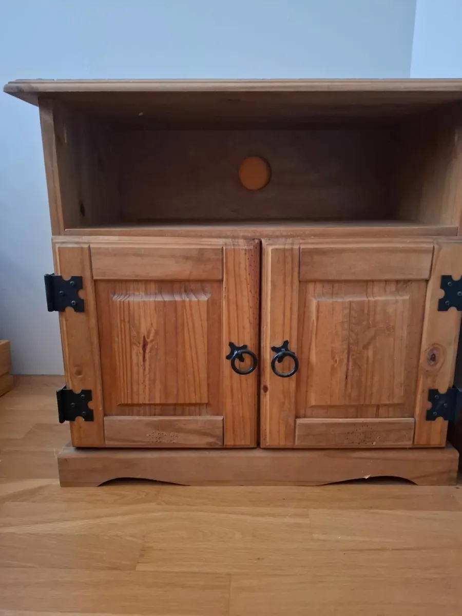 Storage Unit/ TV Stand