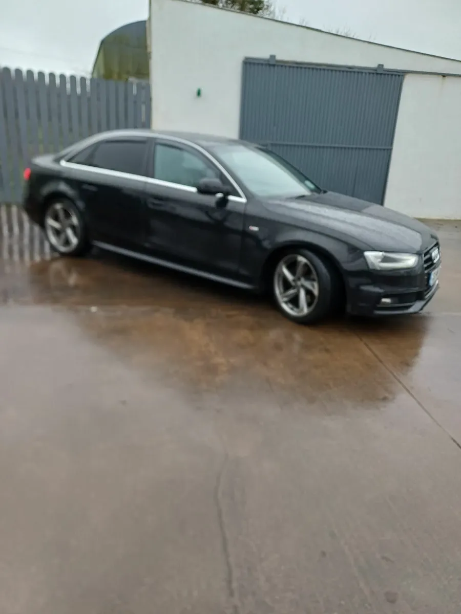 Audi A4 2013 - Image 2