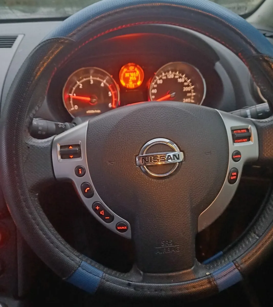 Nissan Qashqai 2010 - Image 2