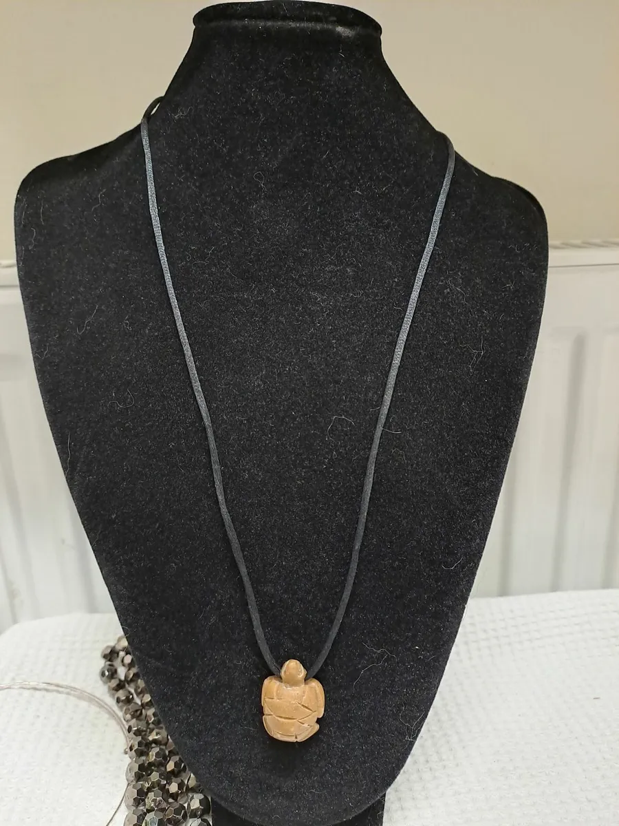 Free jewellery pieces - Image 2