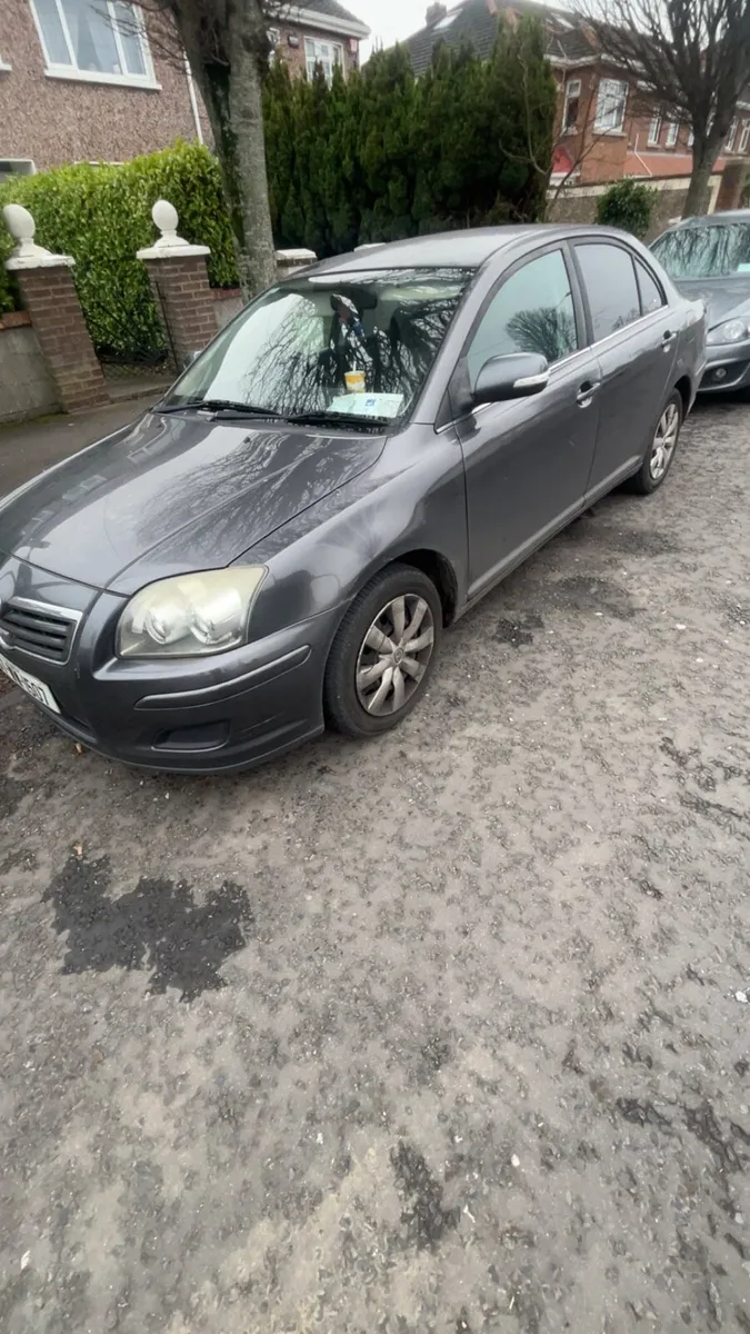 Toyota Avensis - Image 2