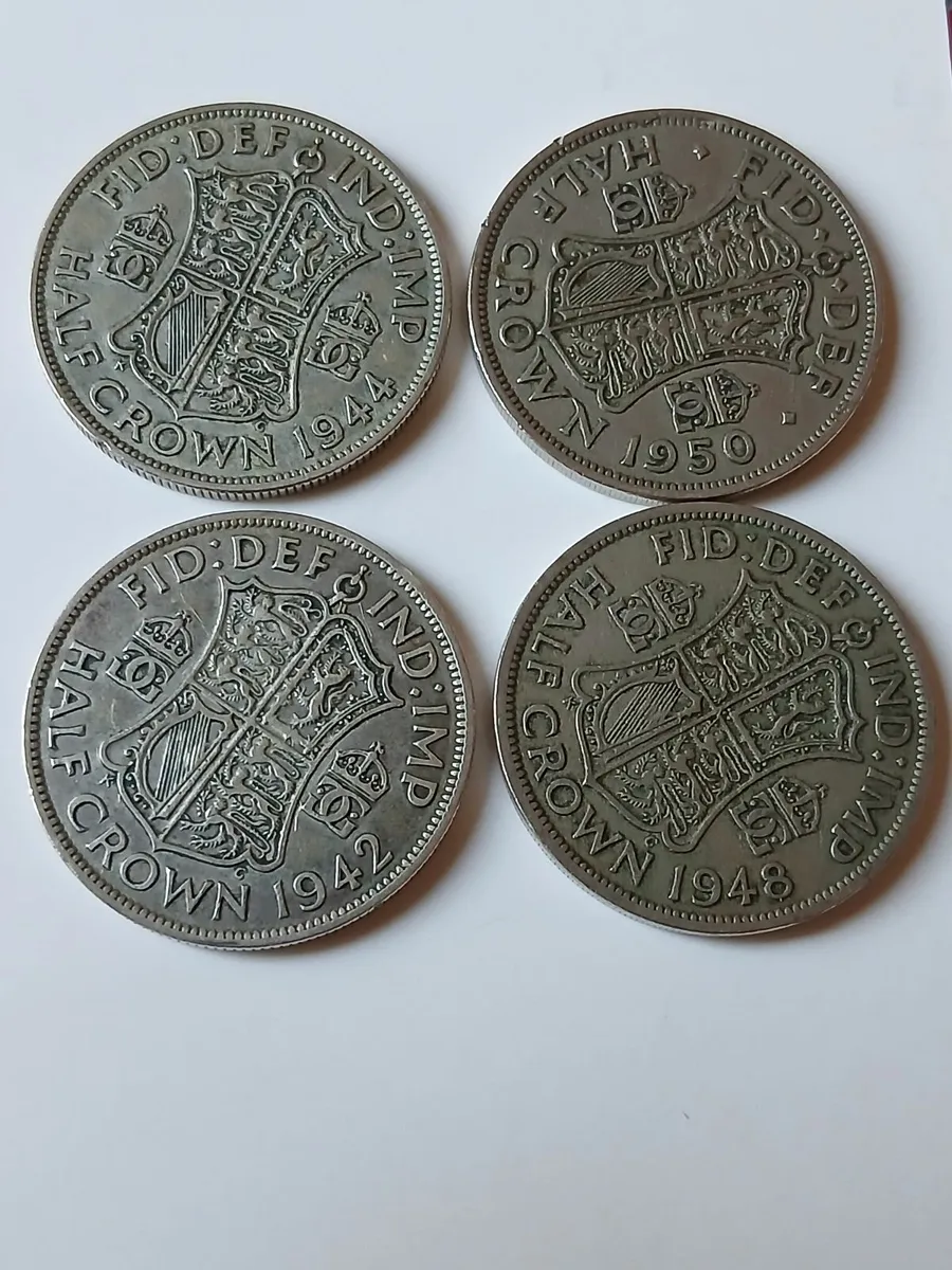 4 half crowns - Image 1