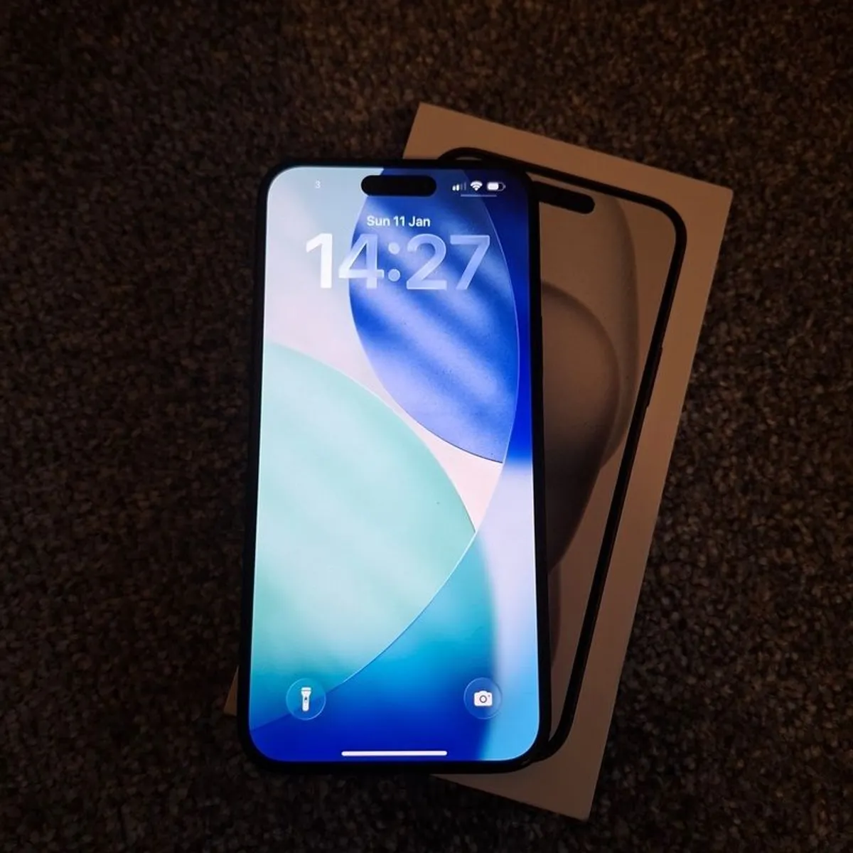 iPhone 15 plus - Image 2