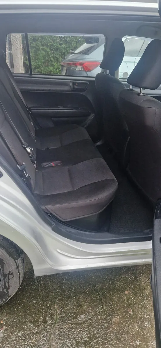 Toyota Corolla - Image 2